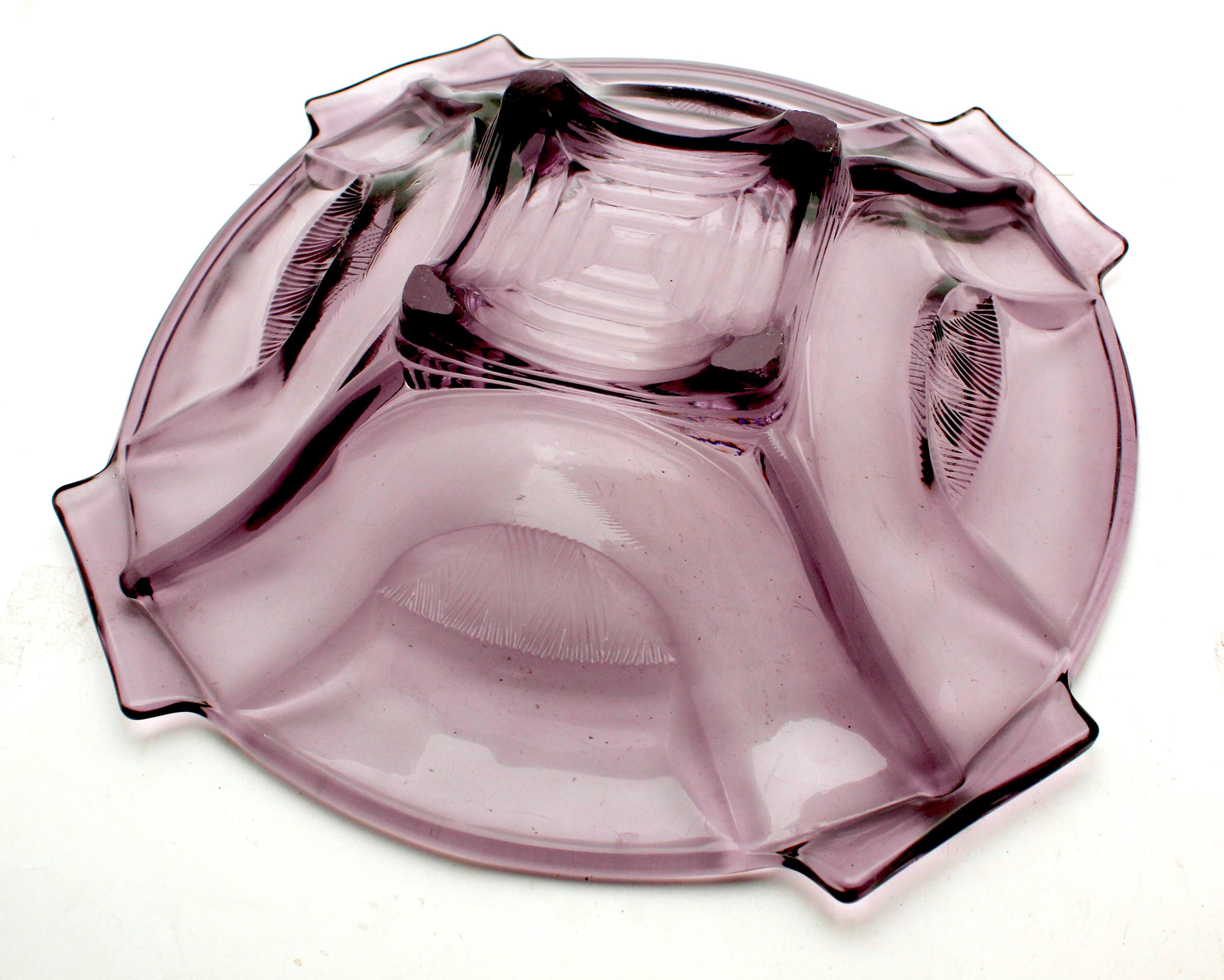 Walther glas - Grote paarse art deco schaal decor 'Sigrid' 1936 Ottendorf Duitsland kopen? Bied vanaf 14!