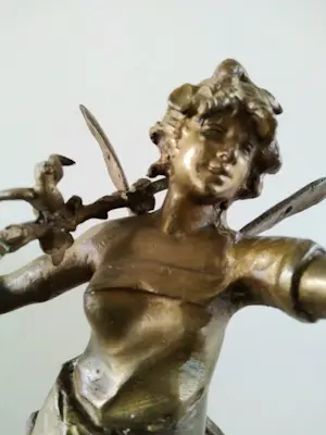 Brons (Onbekend) - groot beeld naar Louis Moreau (1855 - 1919) 'Nymphe des Bois' kopen? Bied vanaf 189!