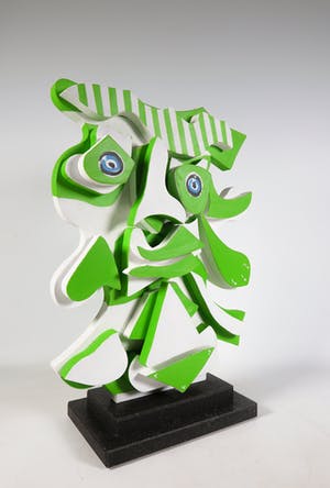 Roja Ting - Beschilderd houten sculptuur op stenen voet kopen? Bied vanaf 400!