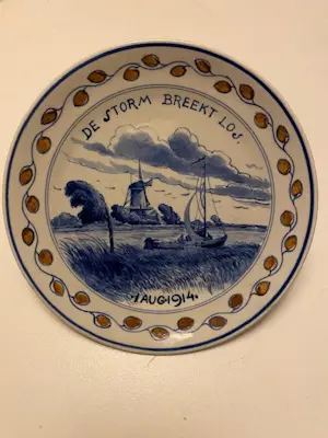 Porceleyne Fles - Serie van 10 Eerste Wereldoorlog herdenkingsborden kopen? Bied vanaf 225!