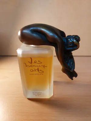 Bruno Bruni - Bronzen sculptuur FIORA op parfumfles voor LES BEAUX ARTS kopen? Bied vanaf 50!