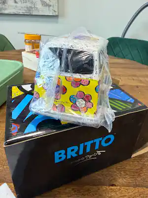 Romero Britto - Wagon van Car Figurine verkauft für € 46!