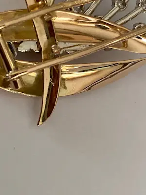 14 karaat Geel goud - Broche - 1.11 ct Diamanten - Smaragden kopen? Bied vanaf 900!