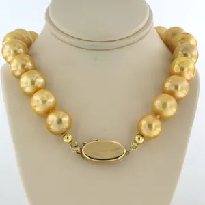 14k gouden slot aan een Zuidzee cultivee parels- 45 cm lang kopen? Bied vanaf 150!