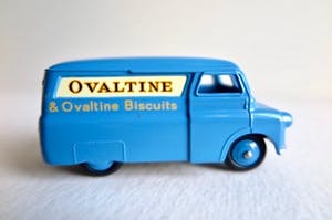 Curiosa - Dinky Toys (3): Oude Engelse Meccano Dubbeldeckbus en Mailbus / Ovaltine Bus kopen? Bied vanaf 50!