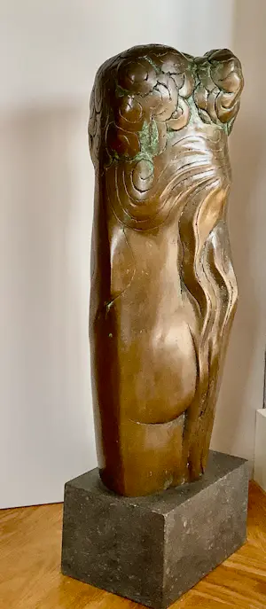 Hank Beelenkamp - Vrouw figuur met bloem kopen? Bied vanaf 1150!