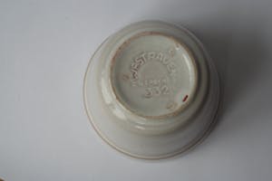 Faience- en Tegelfabriek Westraven - gedraaide aardewerk pot - wit glazuur - model 332 kopen? Bied vanaf 1!