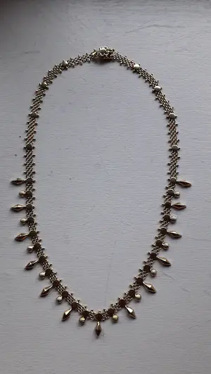 Gouden collier kopen? Bied vanaf 650!
