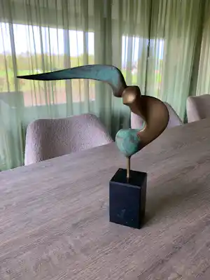 Ruurd Hallema - Bronzen beeld op sokkel verkauft für € 422!