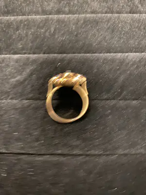 Rose gouden ring bezet met granaat kopen? Bied vanaf 150!