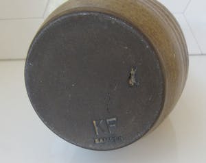 Klaas Fenne de Leeuwe - Vaas met bruin stroomglazuur kopen? Bied vanaf 1!