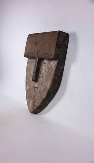 Vuvi - Houten initiatiemasker kopen? Bied vanaf 1!