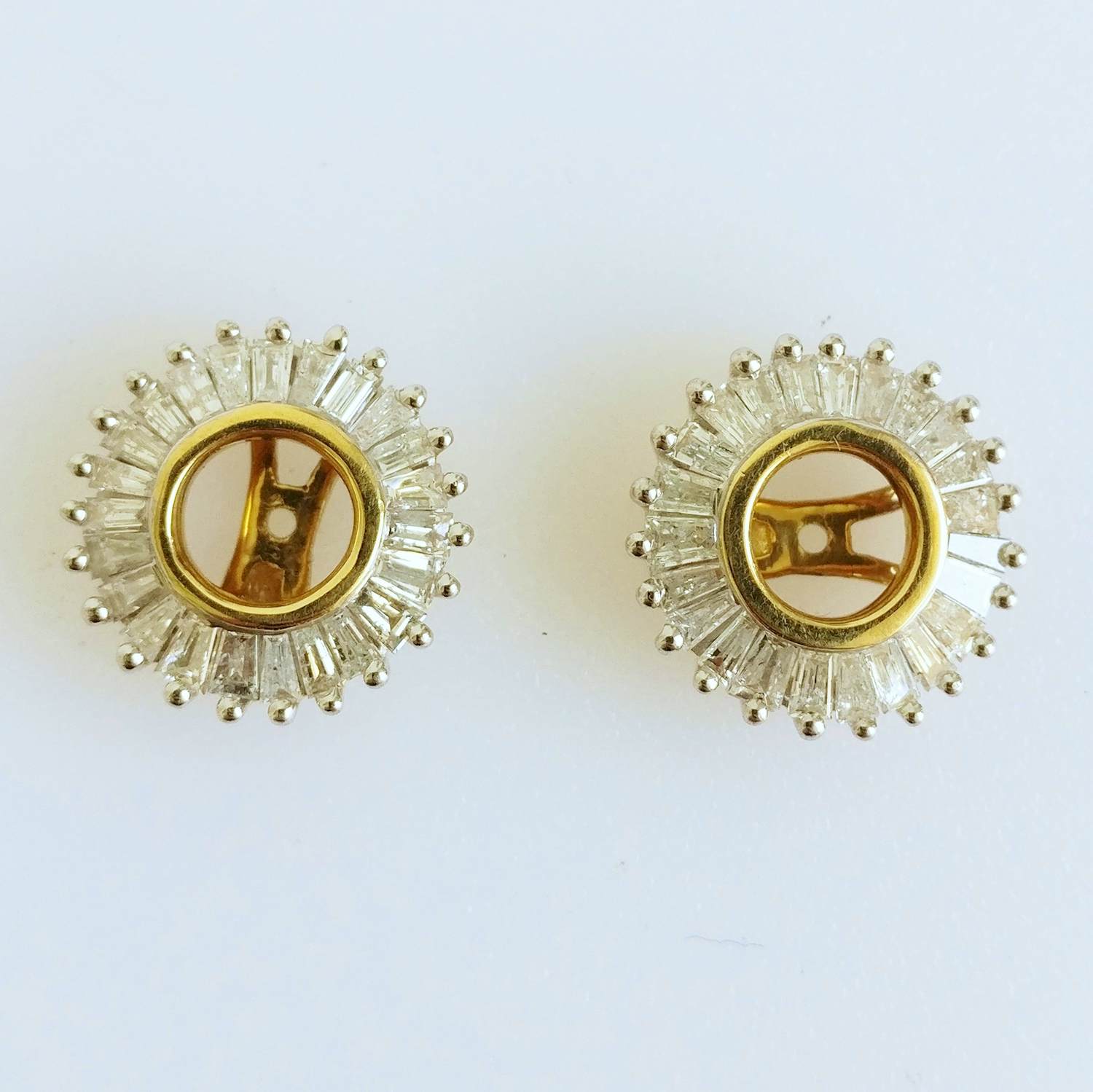 Diamanten oorbellen jasje kopen? Bied vanaf 1650!