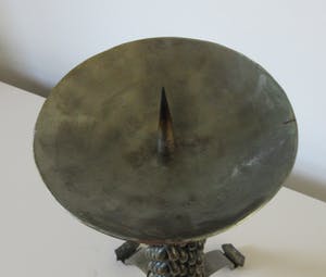 Curiosa - Handgemaakte Brutalistische puntkandelaar kopen? Bied vanaf 1!