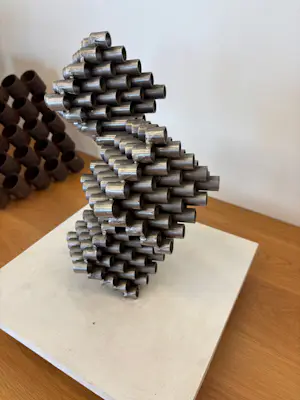 Erik van Spronsen - Studie van 3 x kubus van buisprofiel kopen? Bied vanaf 125!