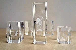 Niet of onleesbaar gesigneerd - Cupido/Amor schiet pijl in het Hart -3D kristal lasergravure - Diamantgeslepen kopen? Bied vanaf 1!