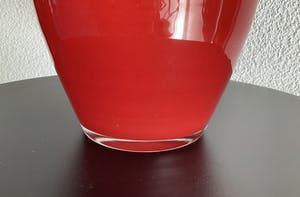 Niet of onleesbaar gesigneerd - DutZ clollection - GROTE RODE VAAS kopen? Bied vanaf 1!