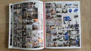 KAWS - What Party - Phaidon limited edition boek - Roze editie kopen? Bied vanaf 100!