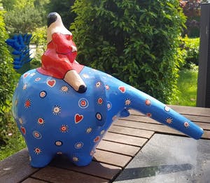 Ada Breedveld - Blue Elephant Hearts Large - Blauwe olifant met harten Large kopen? Bied vanaf 65!