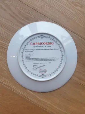 Salvador Dali - Porseleinen bord "Steenbok" diameter 21 cm kopen? Bied vanaf 50!