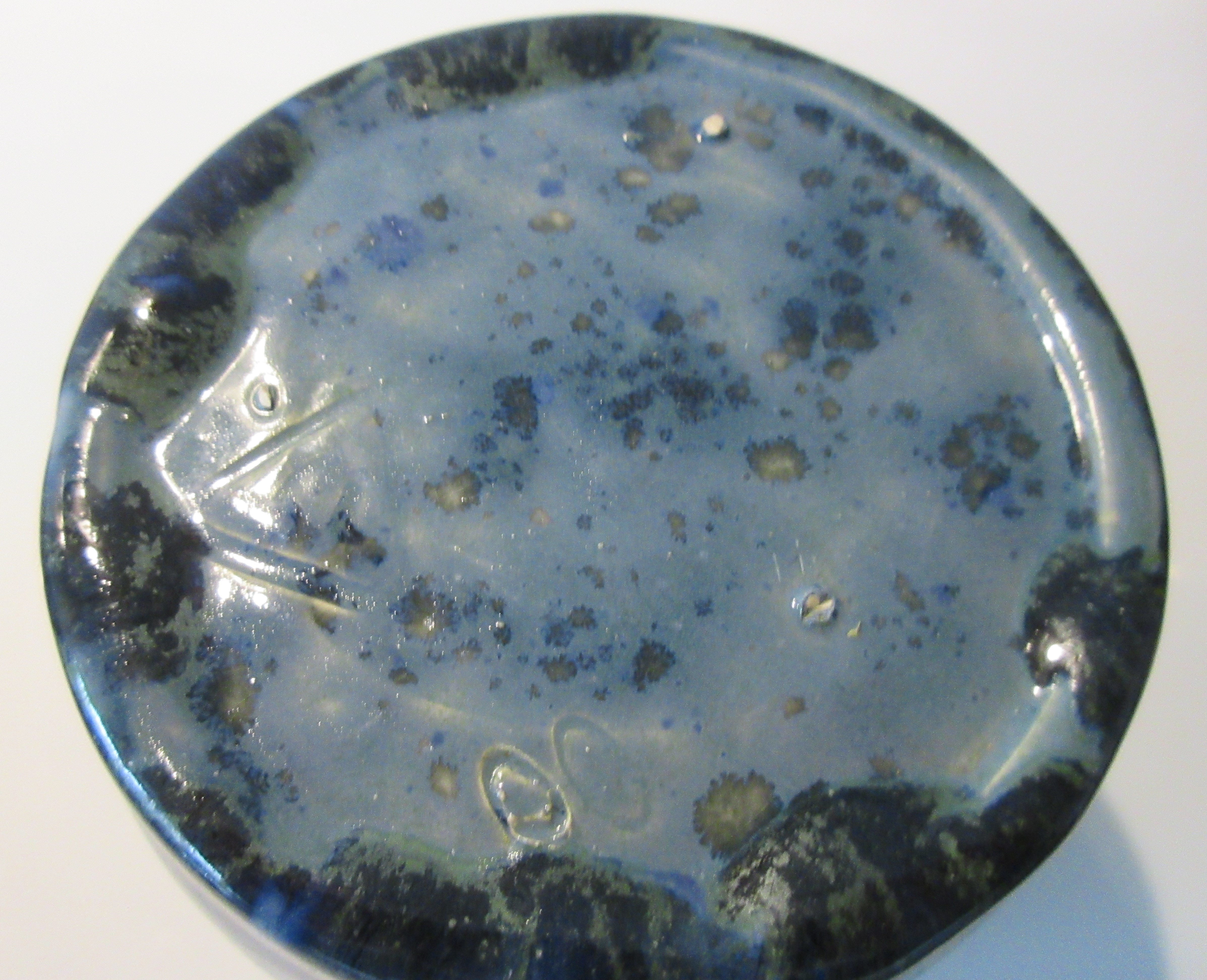 Niet of onleesbaar gesigneerd - Studio keramische dekselpot met blauw stroom en kristalline glazuur kopen? Bied vanaf 1!