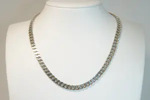 46 - 1e gehalte zilveren gourmette collier met platte schakels kopen? Bied vanaf 120!