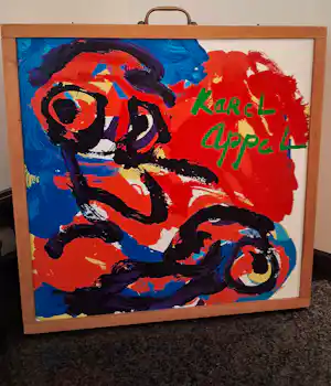 Karel Appel - Schilderskist Karel Appel met gesigneerd boek vendu pour 895€ !