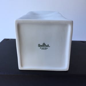 Rosenthal - Do not Litter Collection Grote Melkpakvaas en Groot Bierblik biscuit porselein kopen? Bied vanaf 93!