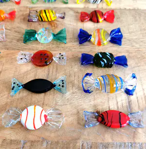 Seguso - 24x Murano Glas Snoepjes / Bonbons / Sweets - Vintage Kunst Venetië kopen? Bied vanaf 70!