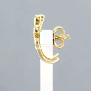 14k geel gouden oorknoppen bezet met single cut geslepen diamant kopen? Bied vanaf 145!