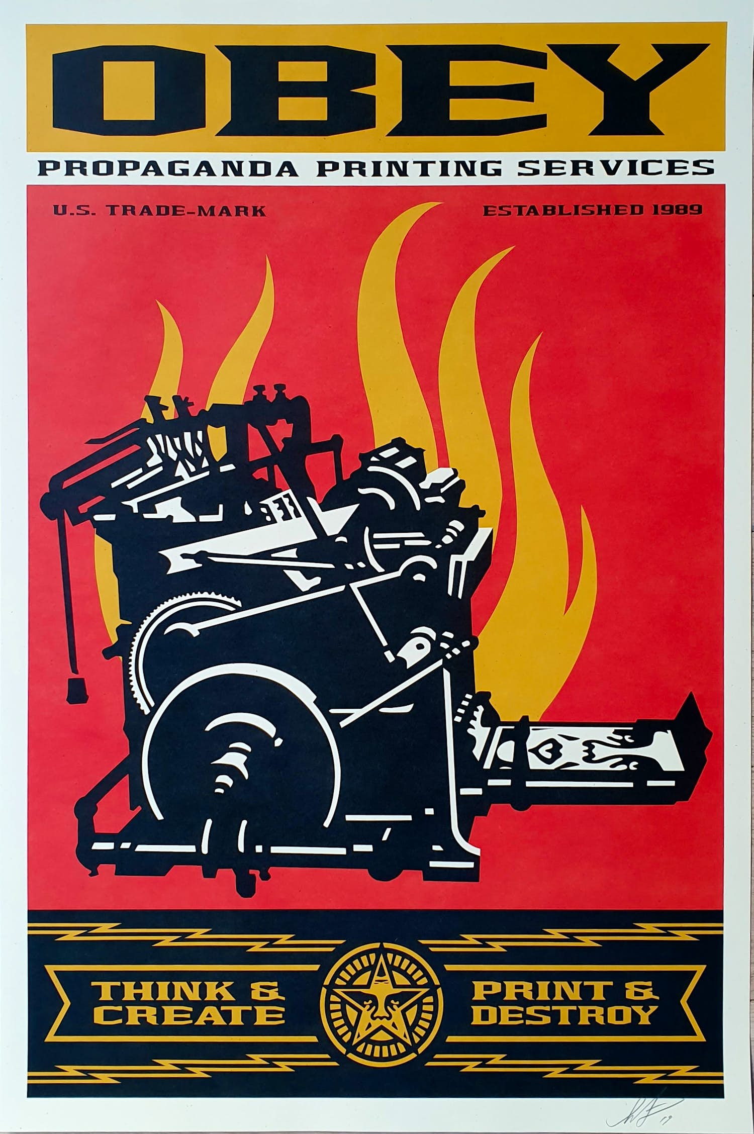 Shepard Fairey - PRINT AND DESTROY SIGNED OFFSET LITHOGRAPH kopen? Bied vanaf 1!