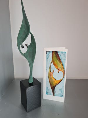 Corry Ammerlaan - Artihove Beeld " Elkaar op handen dragen " Groot formaat! kopen? Bied vanaf 75!