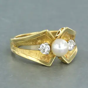 18k bicolour gouden ring met parel en diamant 0.30ct - rm 17.25(54) kopen? Bied vanaf 575!