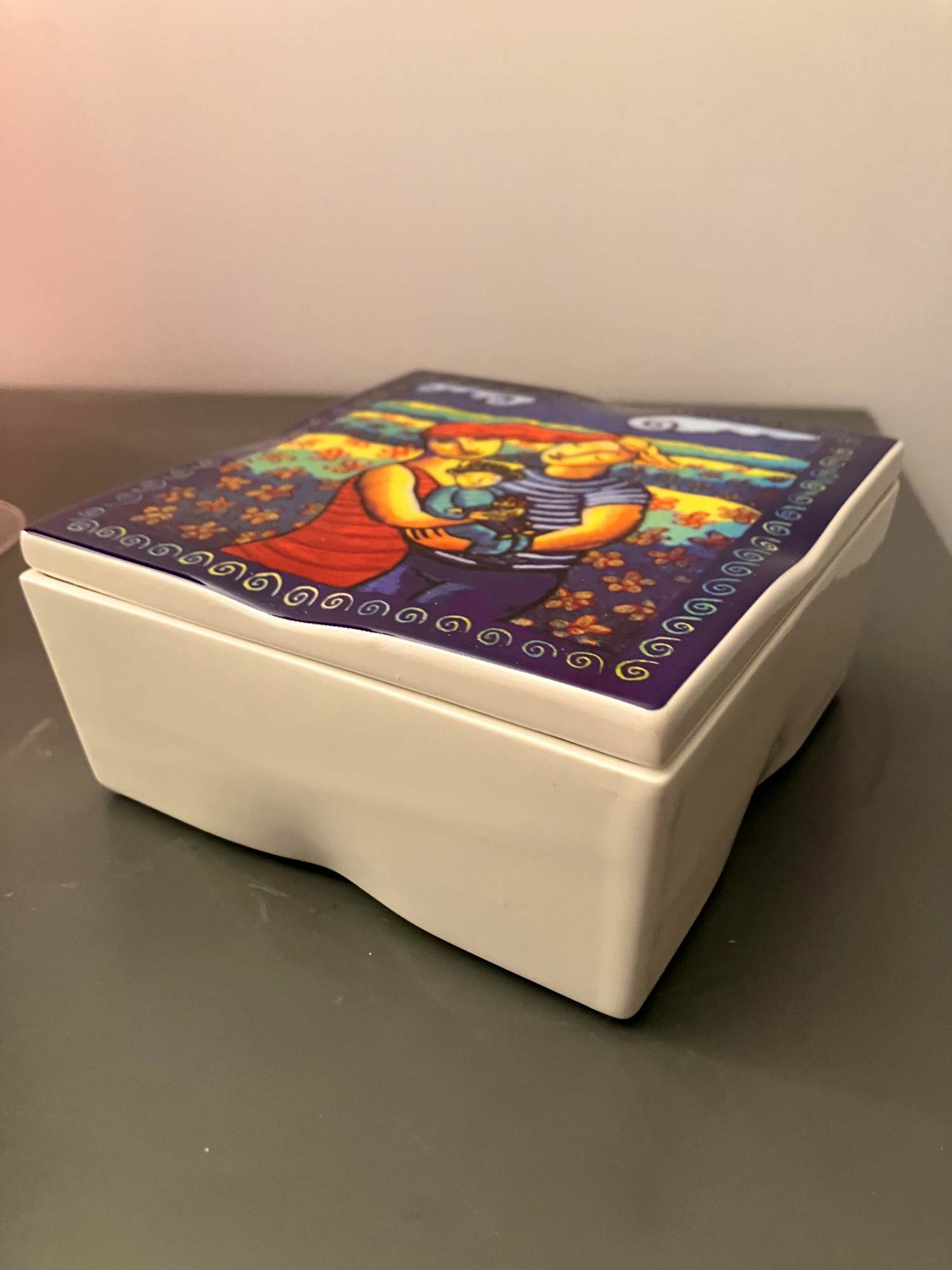 Jacques Tange - Dekseldoos “ Family, feeling, fine” kopen? Bied vanaf 29!