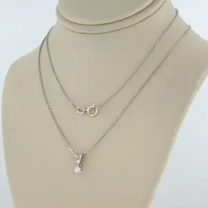 14k wit gouden collier met solitair hanger met briljant geslepen diamant 0.09ct kopen? Bied vanaf 185!