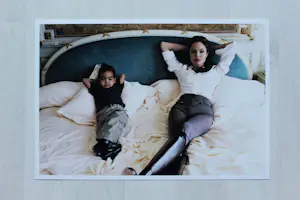 Annie Leibovitz - „Angelina Jolie – Fotoshooting für Vanity Fair“ 2005 kopen? Bied vanaf 90!