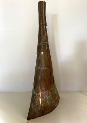 Niet of onleesbaar gesigneerd - Modern Groot Koperen Object kopen? Bied vanaf 1!