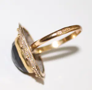 Buy Antieke 14 karaat gouden ring met granaat steen? Bid from 450!