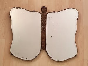 Curiosa - Antieke Vlinderspiegel uit de jaren 30 | Spiegels / Eikenhout | Nederlands kopen? Bied vanaf 1!