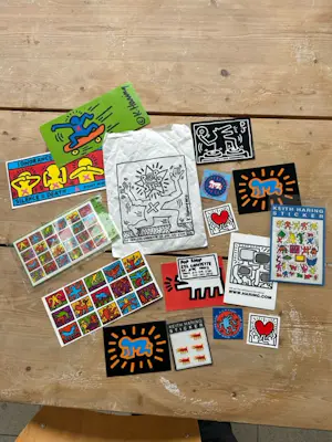 AcheterKeith Haring - Zakje van de PopShop te New York met diverse Multiples? Enchérissez de 1!