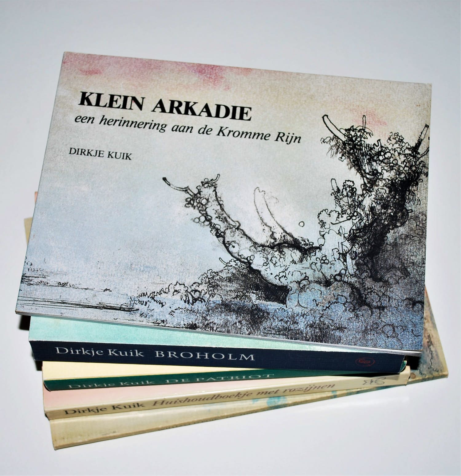 Dirkje Kuik - Klein Arkadië, gesigneerd, oplagenr. 78/100 + 4 boeken + gratis verzending kopen? Bied vanaf 50!
