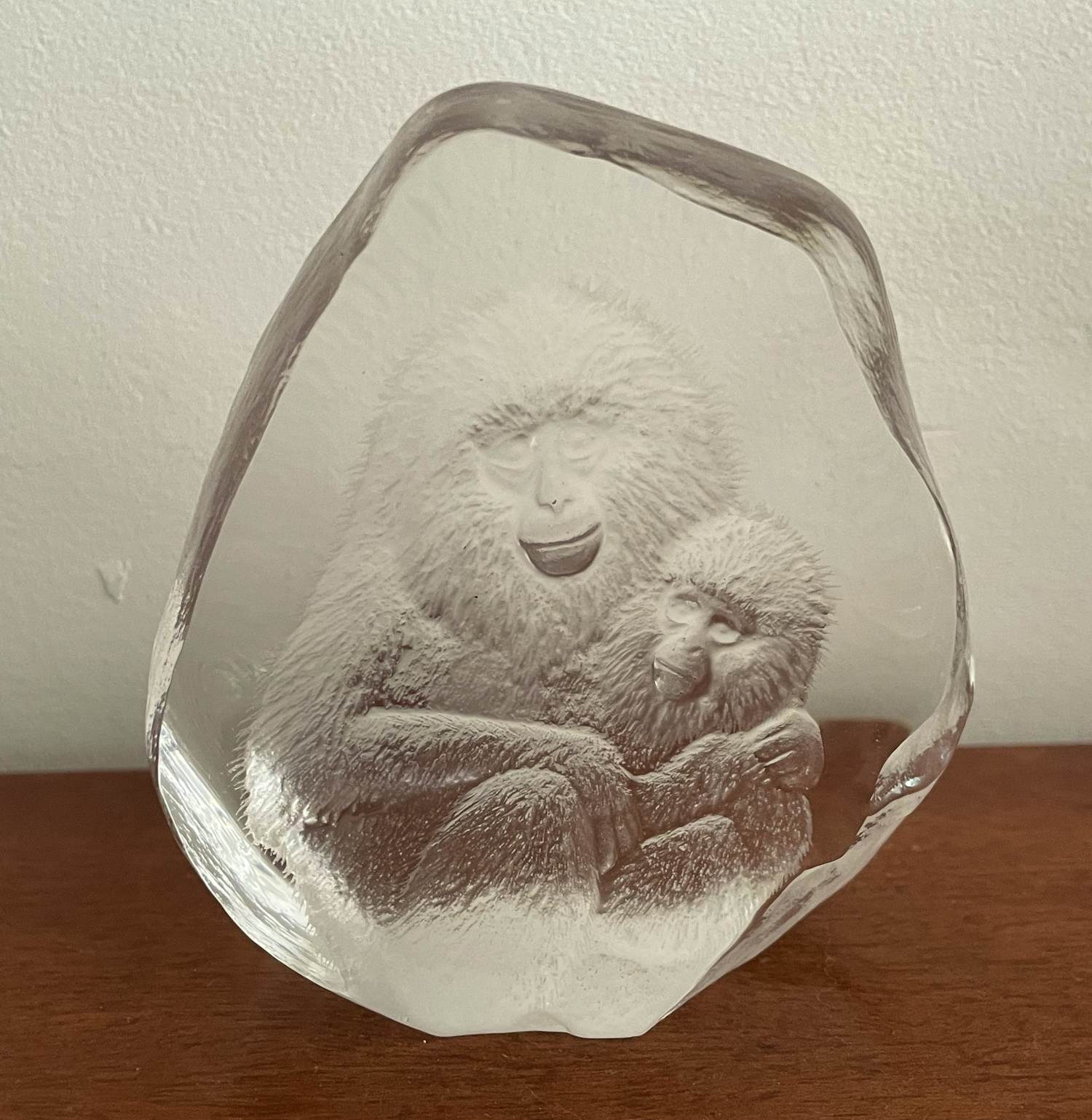 Maleras Sweden - Beeldje - Moeder aap en kind kopen? Bied vanaf 32!