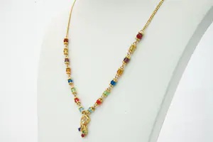 62 - Kleurrijke 20 karaat geel gouden halssieraad met gefacetteerde kralen kopen? Bied vanaf 800!