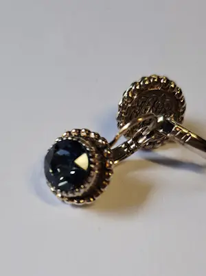 Zilveren nieuwe zilveren  Oorbellen met Klaphaak en diamant geslepen Saffieren kopen? Bied vanaf 95!