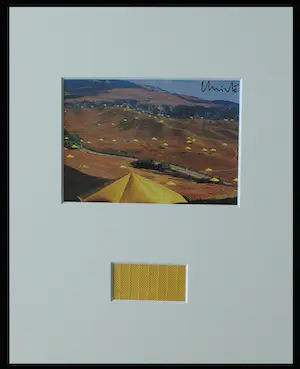Christo - Collage Yellow Umbrellas -1991 -handgesigneerd - ready to frame kaufen? Bieten Sie von 85!