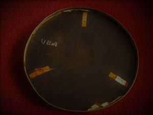 Niet of onleesbaar gesigneerd - Fraai Brits? olieverf 1930 geschilderd interieur / achterkant gesigneerd V.Bell kopen? Bied vanaf 1!