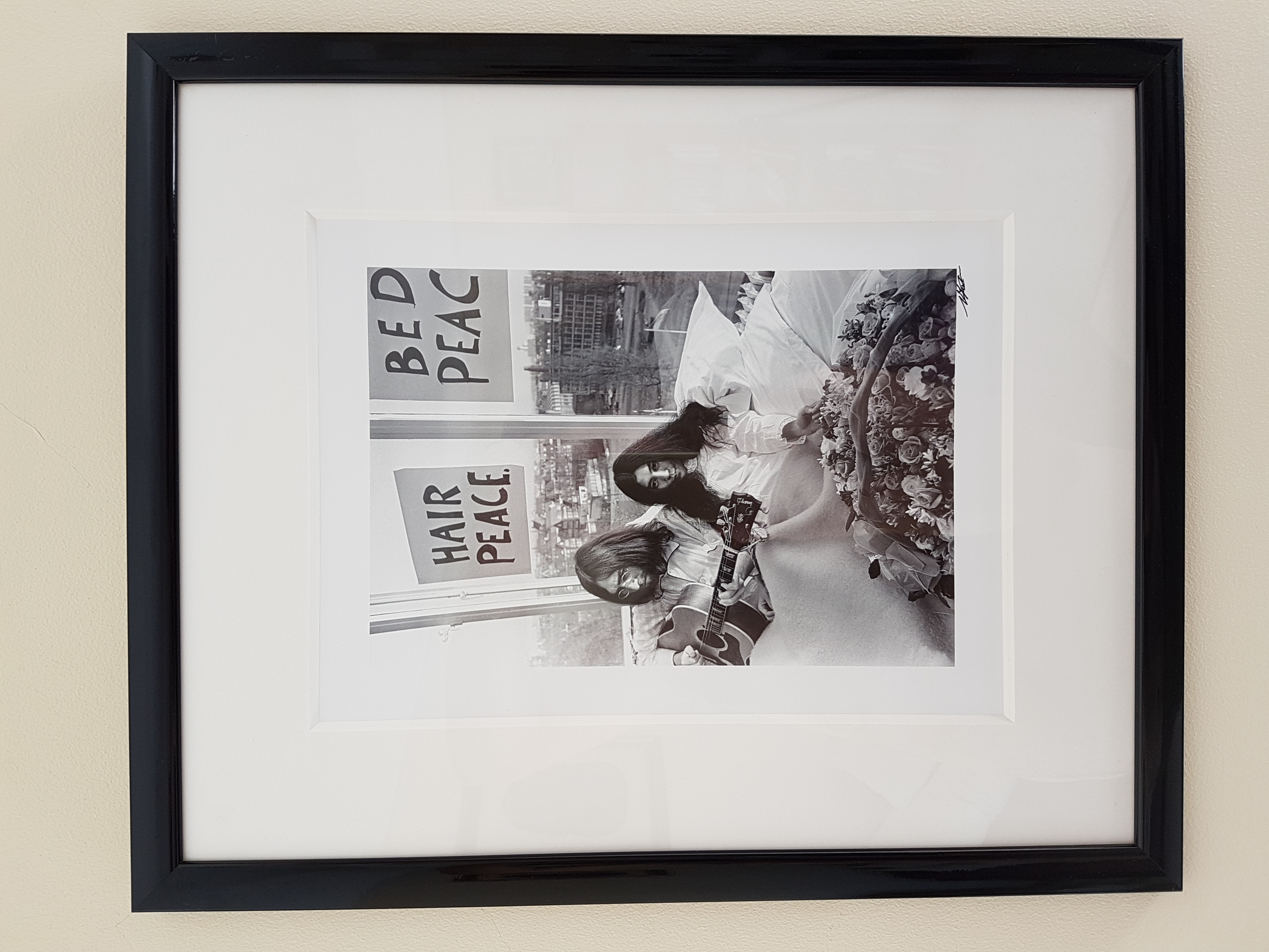 Nico Koster - John Lennon , Yoko Ono / Hilton verkocht voor € 200!