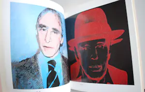 Andy Warhol - Celebrities 1994 - met zeefdruk van Lenin op het omslag kopen? Bied vanaf 75!