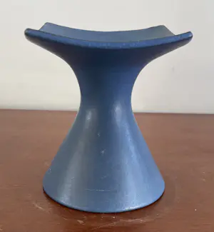 Zweitse Landsheer - Cor Unum - Kunstaardewerken Blauw Bouquet vaasje kopen? Bied vanaf 20!