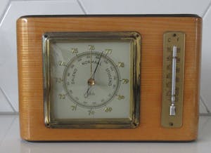 Niet of onleesbaar gesigneerd - Scholz vintage gelakte houten barometer kopen? Bied vanaf 1!